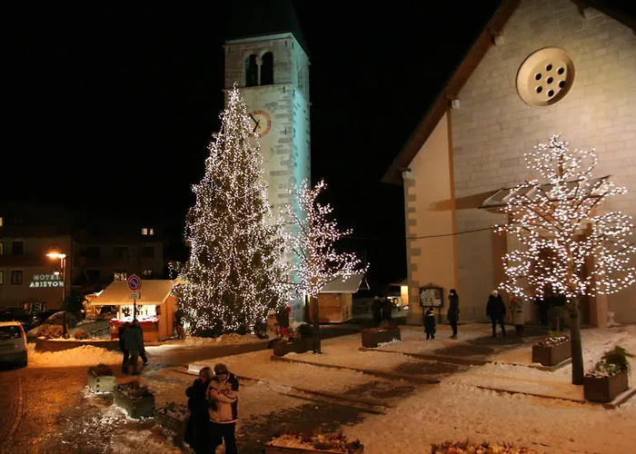 Zentrales Hotel: Ariston Lake View Hotel