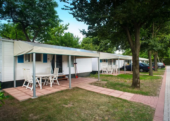 Hotel nahe College: Villa Al Mare Camping - 4 Stelle