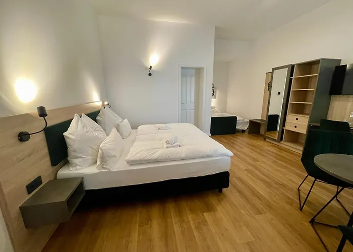 Hopfenhotel am Adenauerufer