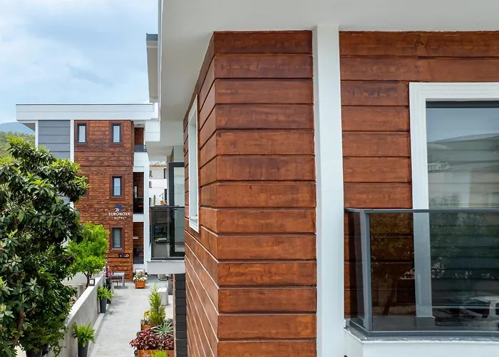 EURONOVA HOTEL&SUiTES