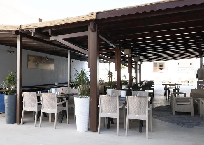 Salinas Hotel