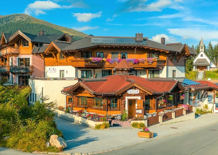 Ping Pong Hotel: Biohotel Castello Königsleiten