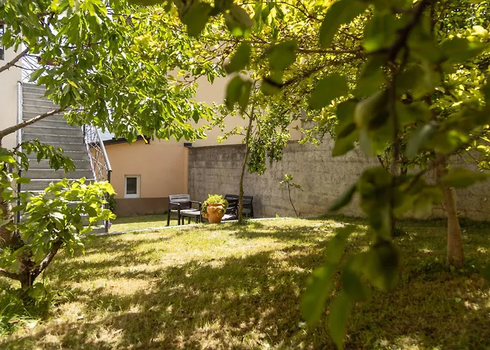 Apartments Nensi