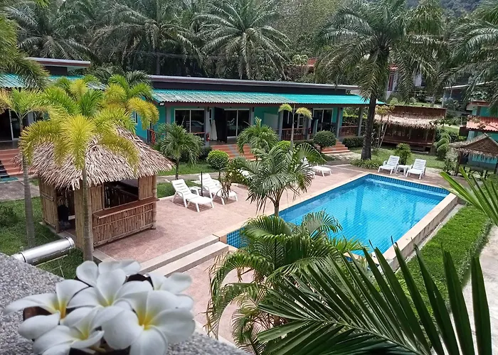 Tum Mai Kaew Lanta