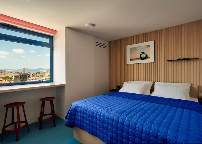 Gästehaus: Horizon Luxury Suites & Design Rooms