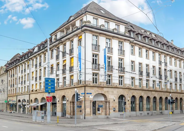 Royal Hotel - Urban Living