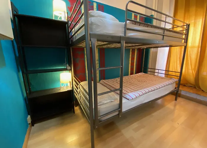 Urlaubsunterkunft Bed Madrid Rooms By Bossh! s