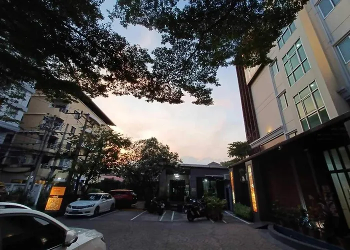 Günstiges Hotel: Collection O The Bangkok Cha Cha Suite