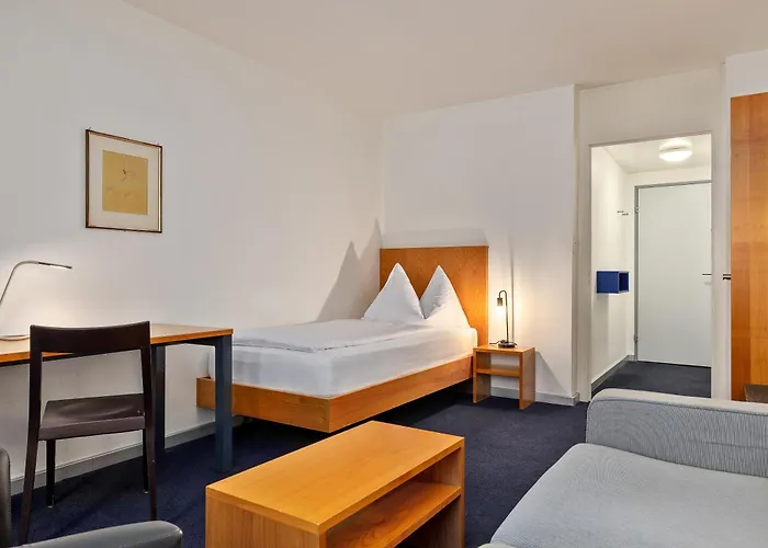 4-Sterne-Hotel: Merian am Rhein