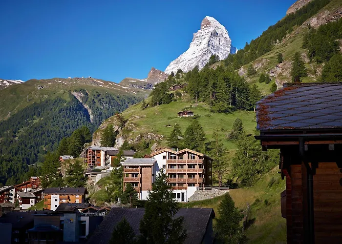 La Vue Luxury Living Apartments