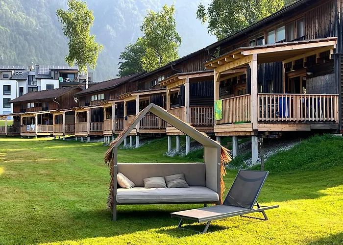 Hotel nahe College: Lake Resort Pressegger See