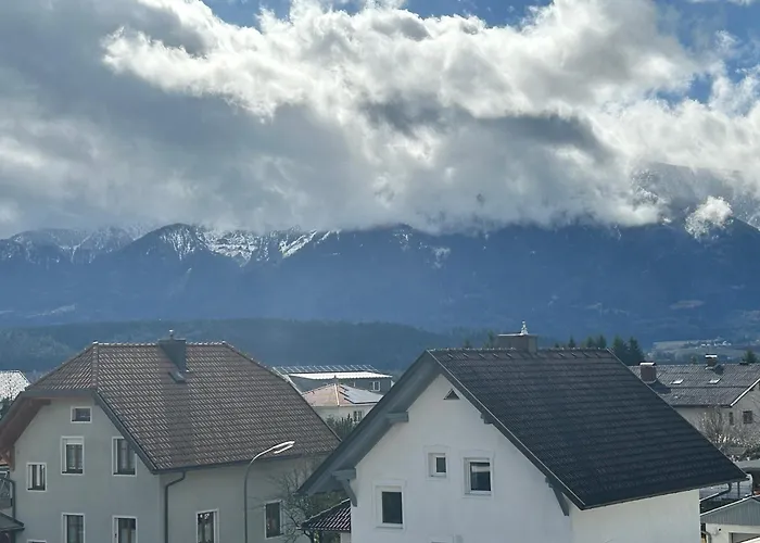 Hotel nahe College: Warmbad Apartments