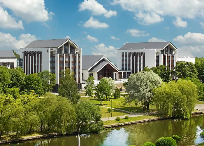 Hotel mit Pool: Beijing Hotel Minsk