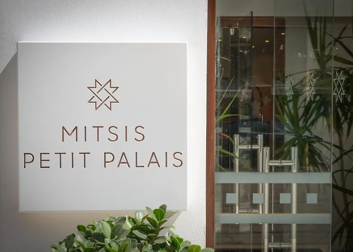 Canvas By Mitsis Petit Palais