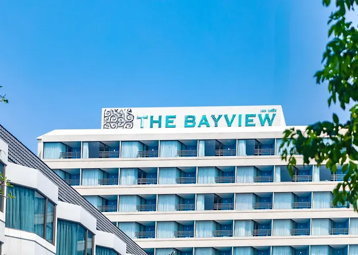 Ping Pong Hotel: The Bayview Hotel Pattaya