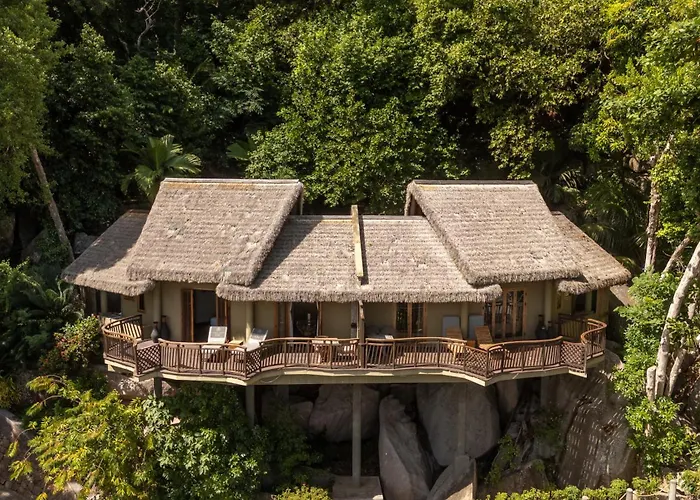 Wellness Hotels Le Domaine De L'Orangeraie And Spa
