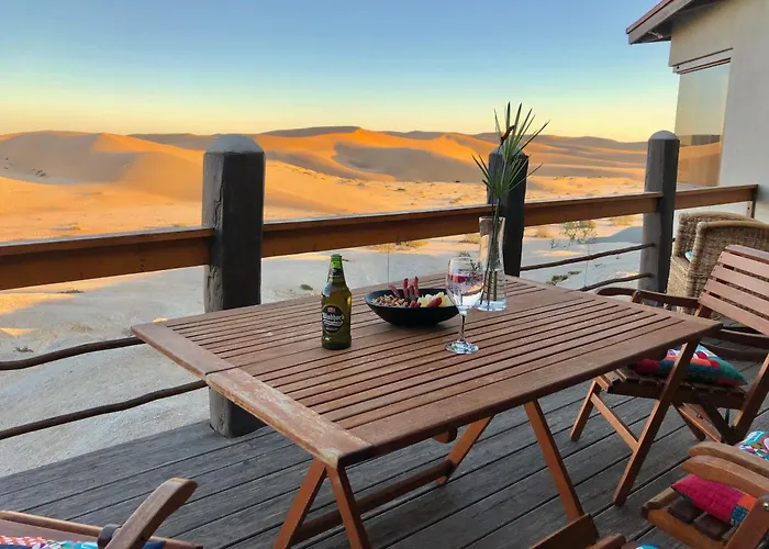 Villa: Desert Breeze Lodge