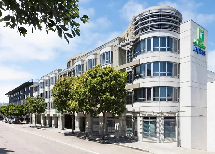 Haustierfreundliches Hotel: Holiday Inn Express Hotel & Suites Fisherman'S Wharf By Ihg