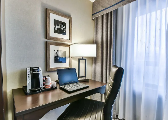 Günstiges Hotel: Comfort Hotel Airport North