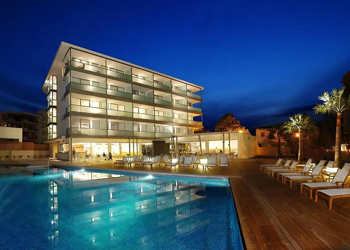 Aimia Hotel