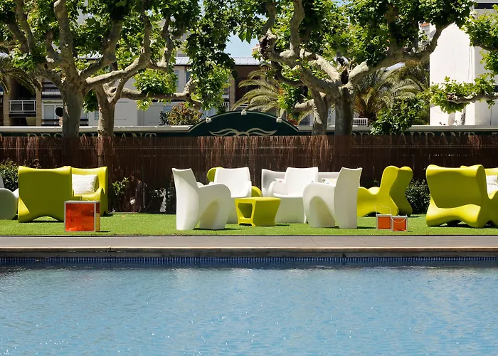 Magnolia Hotel - Adults Only