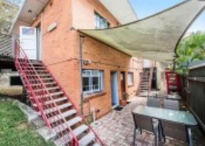 Kookaburra Inn