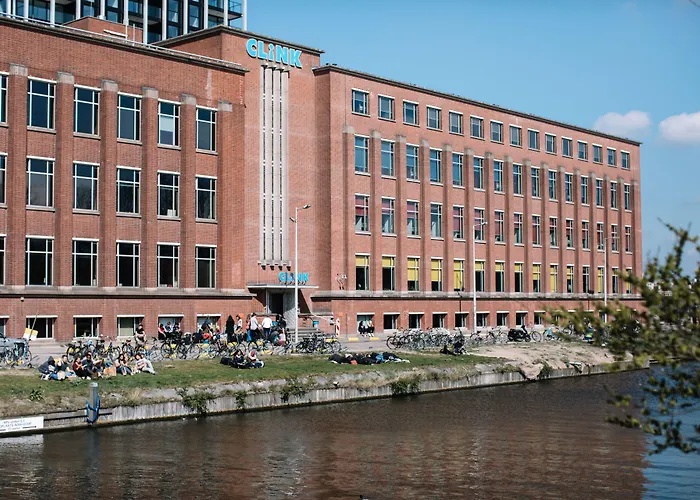 ClinkNOORD Hostel