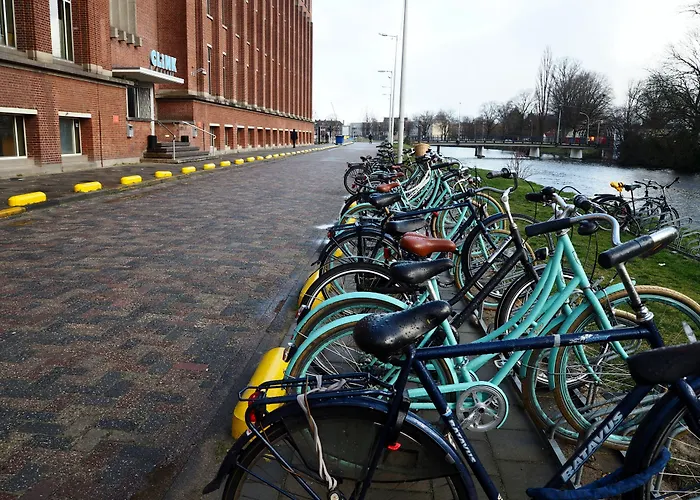 ClinkNOORD Hostel