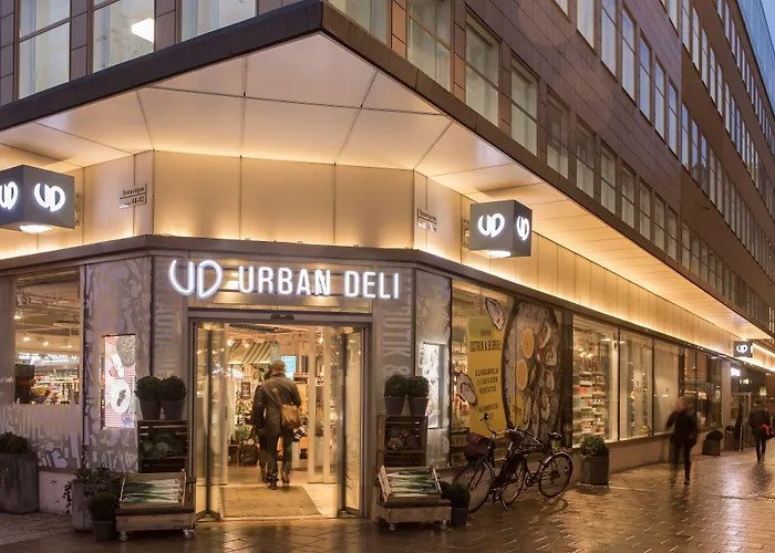 Boutique-Hotel: Hotel With Urban Deli