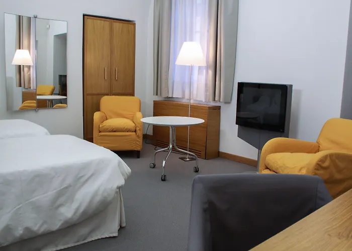 Hotel Cavour Et Des Officiers