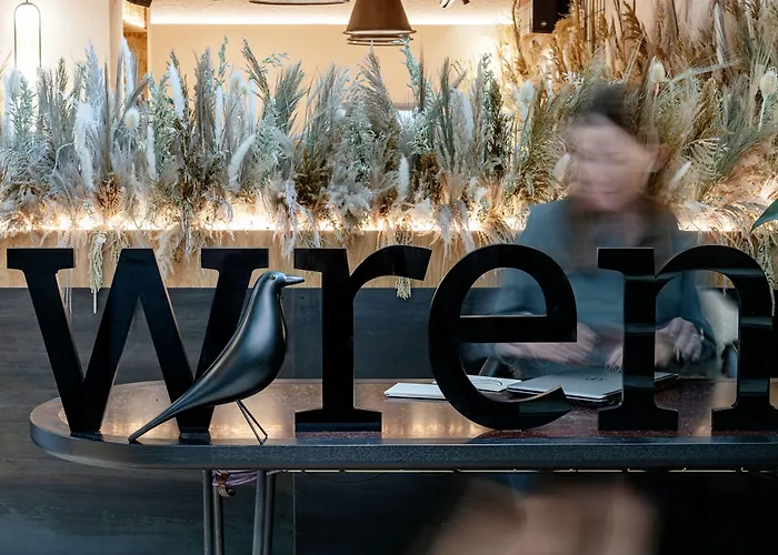 Resort: Wren Urban Nest