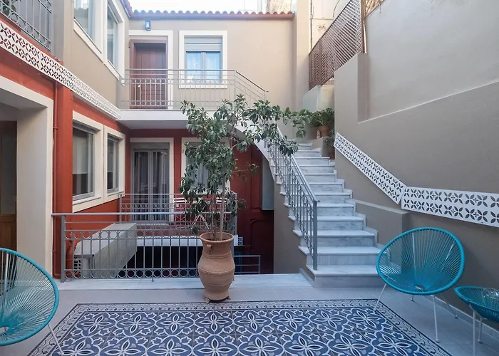 Athenian Yard Suites