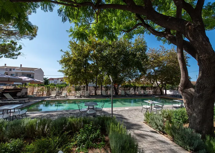 3-Sterne-Hotel: Avra Nafpliou