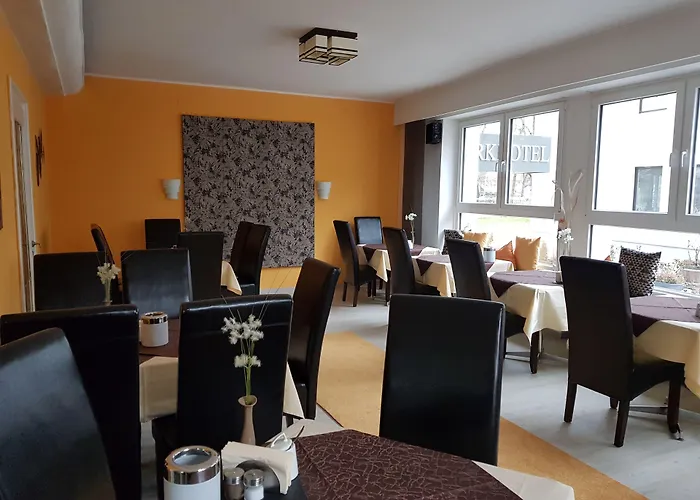 3-Sterne-Hotel: Parkhotel Villingen und Boardingzimmer