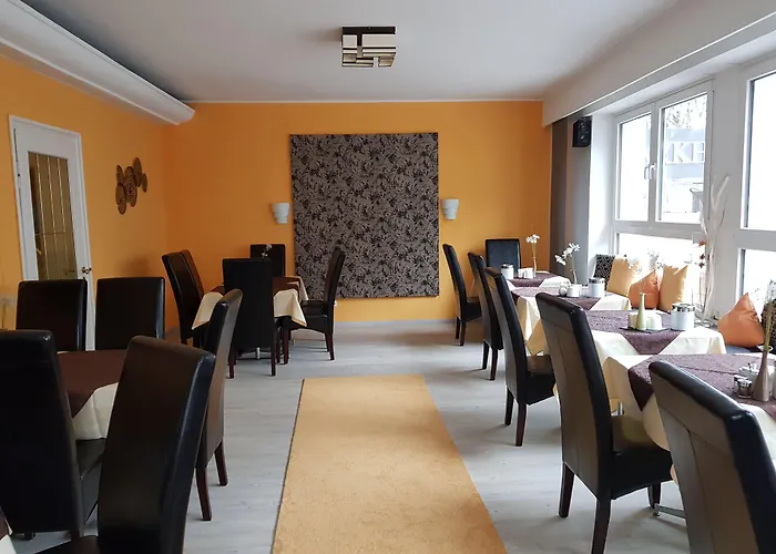 3-Sterne-Hotel: Parkhotel Villingen und Boardingzimmer