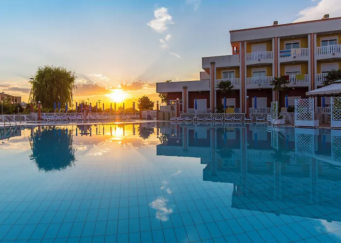 Hotel mit Pool: Hotel Olympus