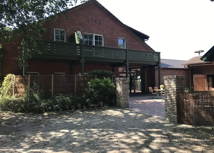 3-Sterne-Hotel: Landcafe Neumann