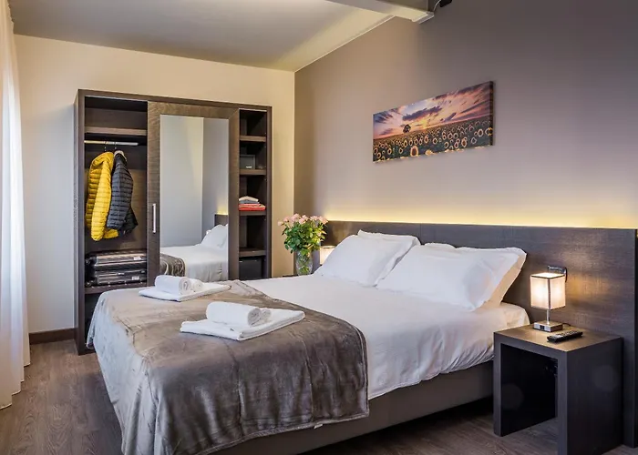 Hotel mit Pool: Hotel Gardenia Sirmione