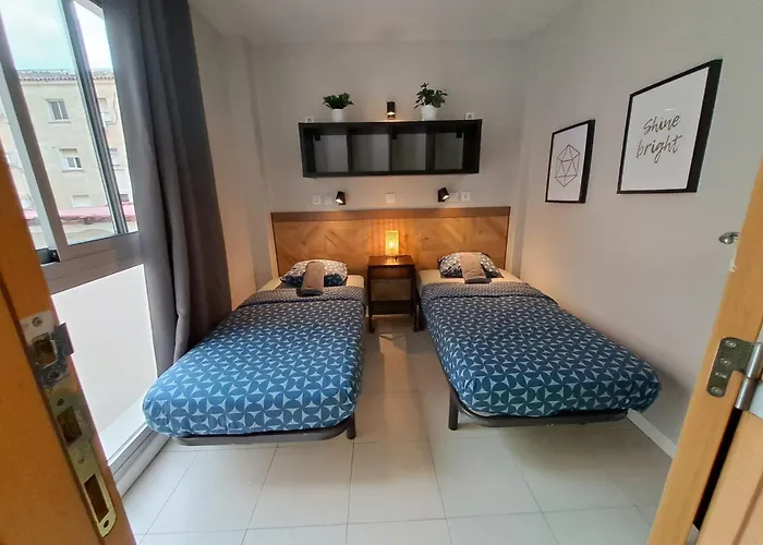 Hotel nahe College: Onefam Sants