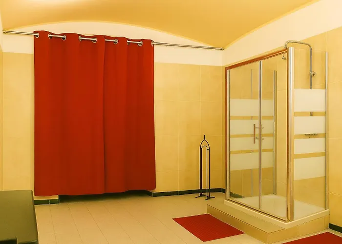 Sole Rosso - Panoramic Aquarium Walk