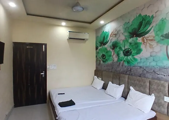 Agam Homestay -100 Meters From Golden Temple