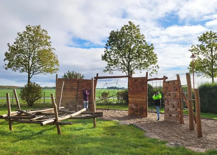 Strandhotel: Feriendorf am Bakenberg