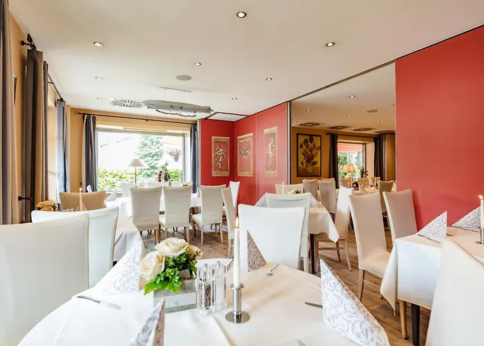 Hotel mit Tennis: Hotel Business&More