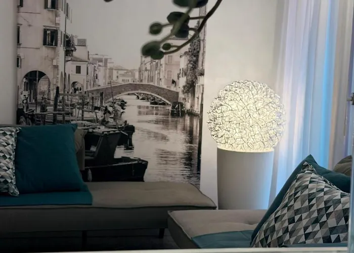  Piccola Venezia Room