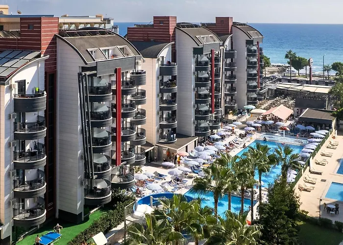  Grand Uysal Beach & Spa