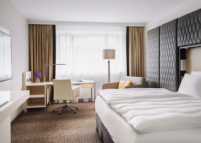 Luxushotel: Pullman Berlin Schweizerhof