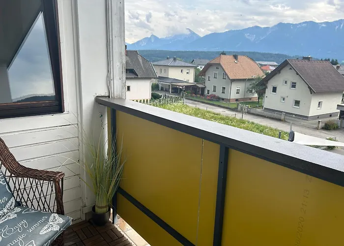 Hotel nahe College: Warmbad Apartments
