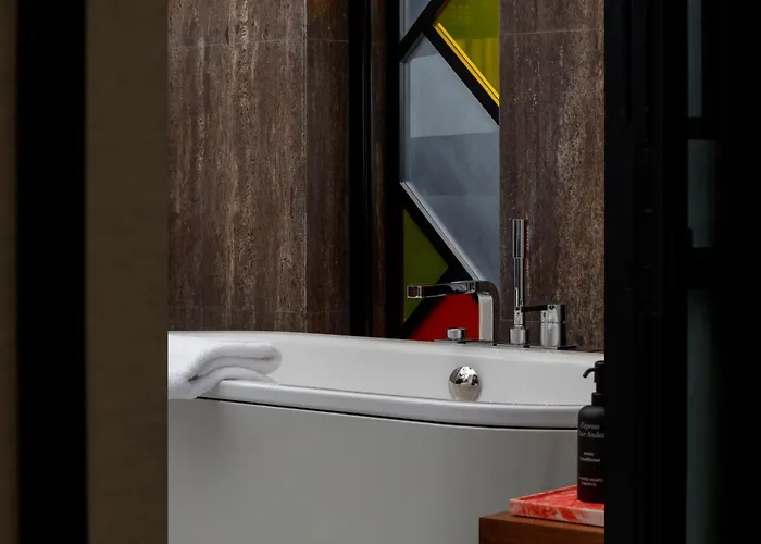 Andaz Dubai The Palm, By Hyatt