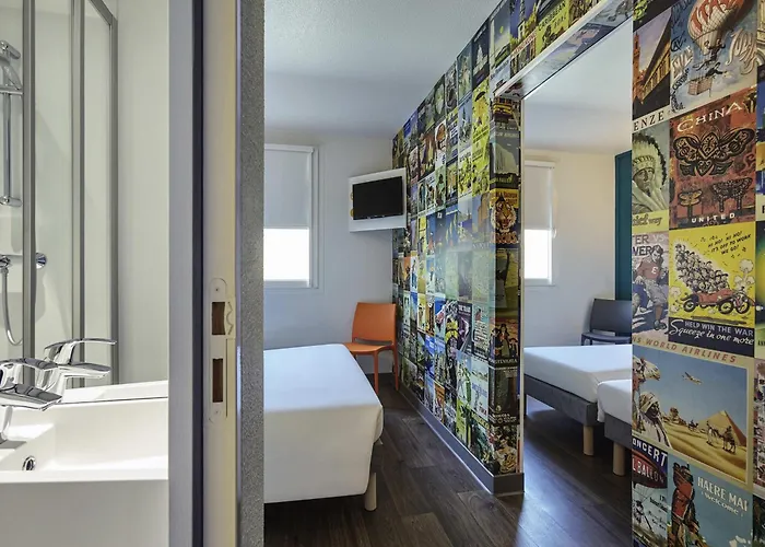 Hotelf1 Paris Porte De Chatillon