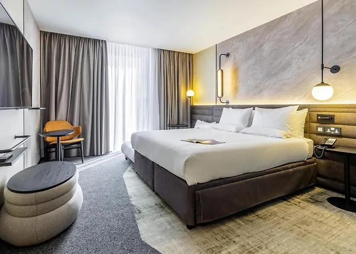 Novotel Liverpool Paddington Village